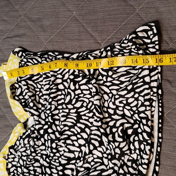 ❤️3/$30 - 2 piece swimsuit M top L bottom - Picture 6 of 16